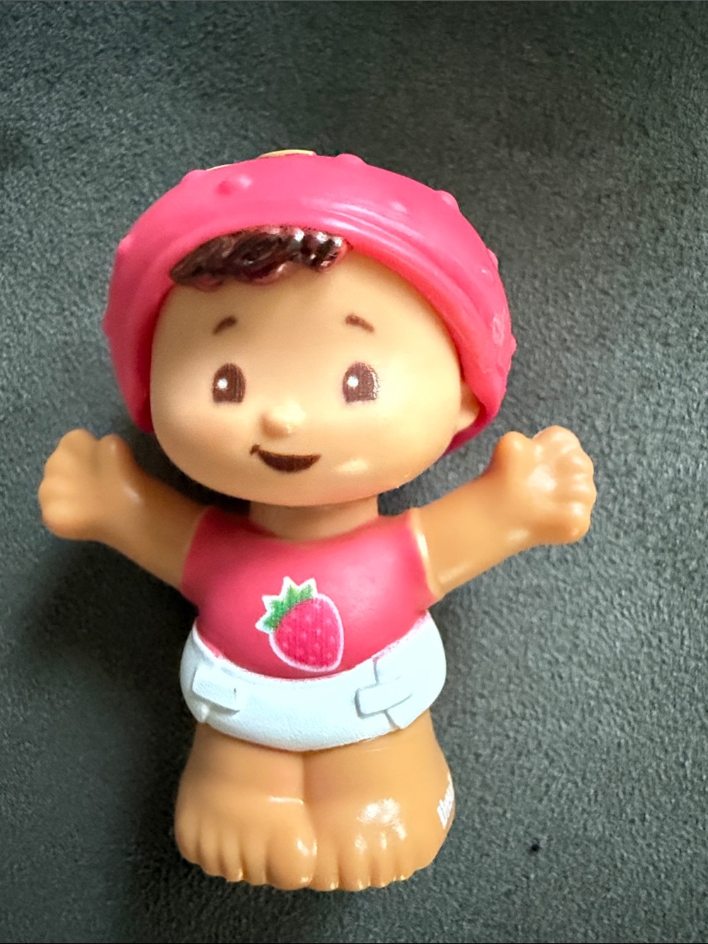Fisher-Price Little People “Snack & Snooze” (Strawberry Baby) Playset - Picture 3 of 6
